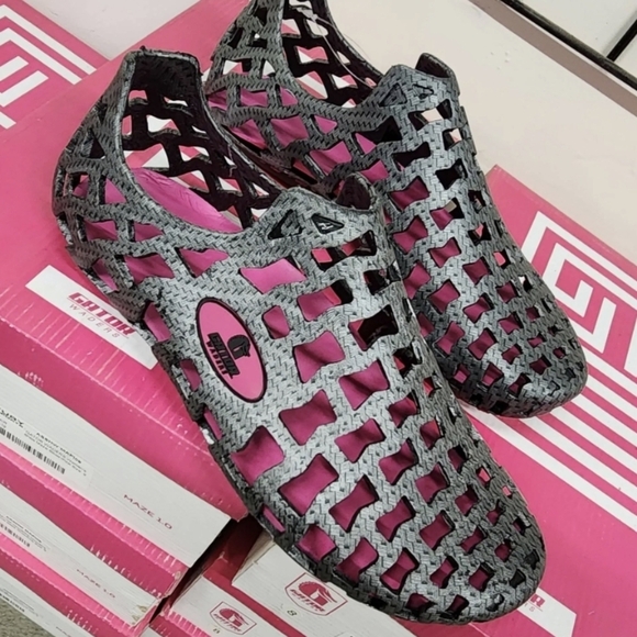 Gator Wader water Shoes - Maze 1.0 Women's silver +- size 10-10.5 - Picture 5 of 17